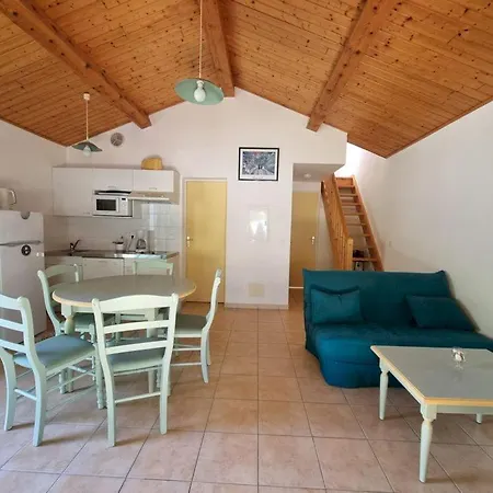 Foret Piscine Collective Victoria 404 Holiday home